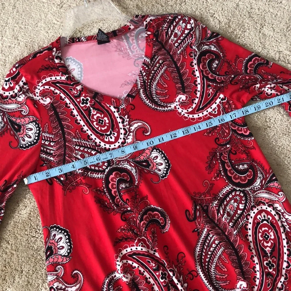 Lildy red paisley handkerchief hem tunic with subtle bell sleeves & side pockets - Picture 9 of 14